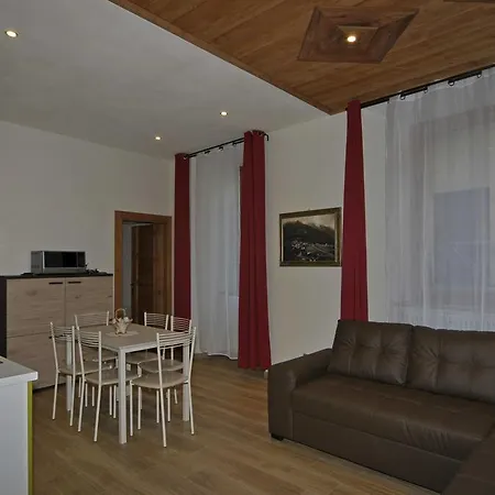 Appartamenti Remondi Edolo Esterno foto