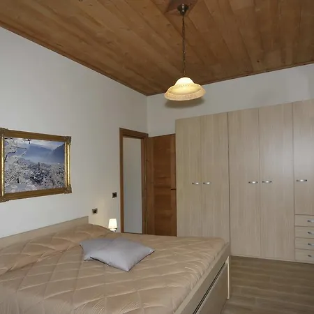 Appartamenti Remondi Edolo Esterno foto